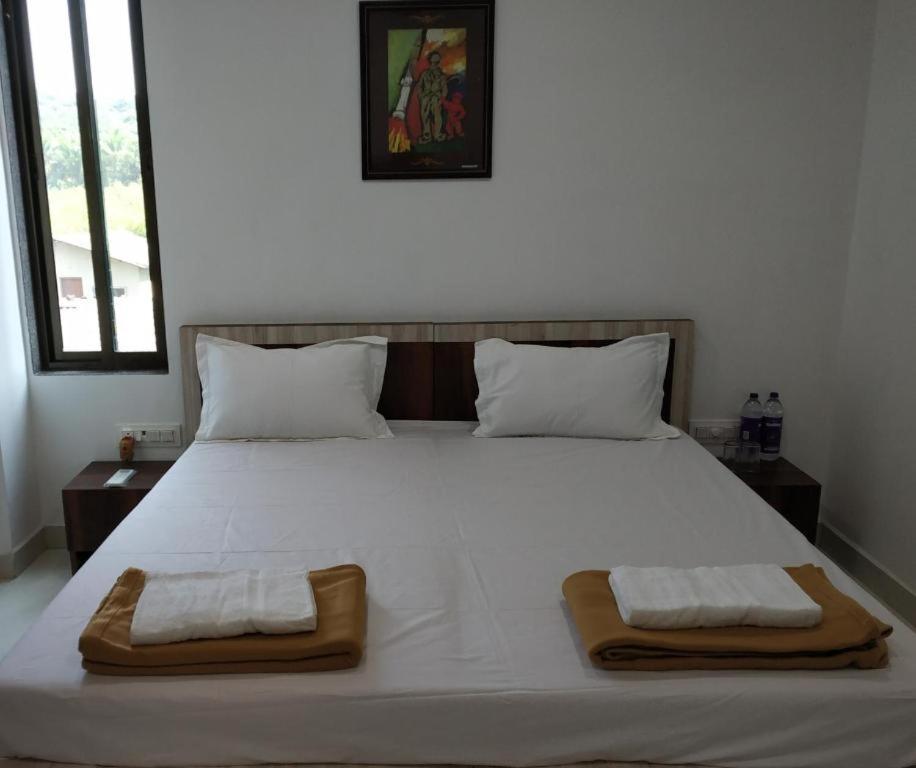 The Mangrove Hotel Achra Exterior photo